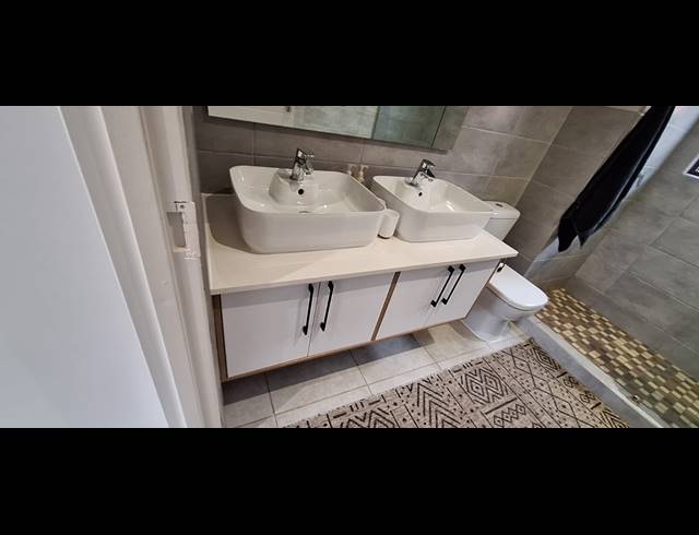 3 BEDROOM SECTIONAL TITLE FOR SALE IN BOARDWALK VILLAS